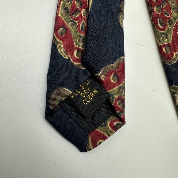 Karl Lagerfeld Silk Neck Tie Blue with Gold and Red Design 100% Silk 57” - Picture 4 of 4